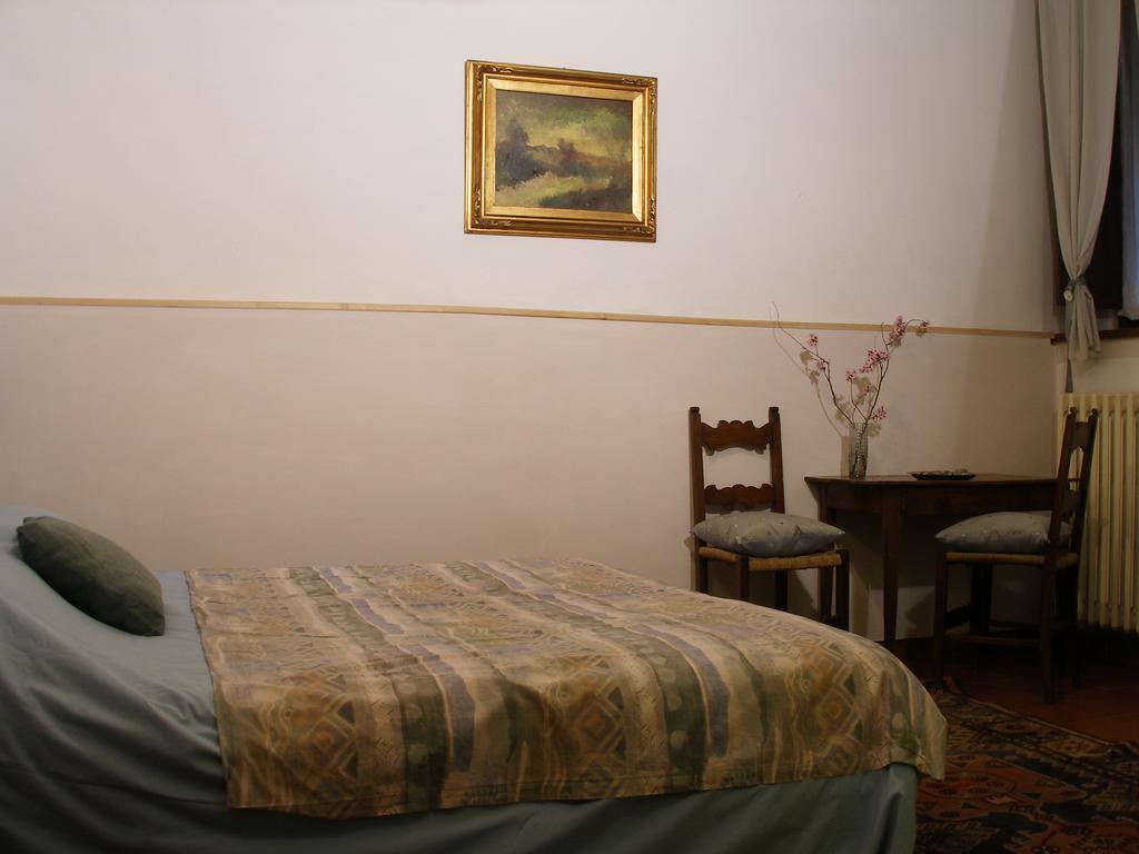 B&B Della Rosa Civitella D'Arna Kamer foto